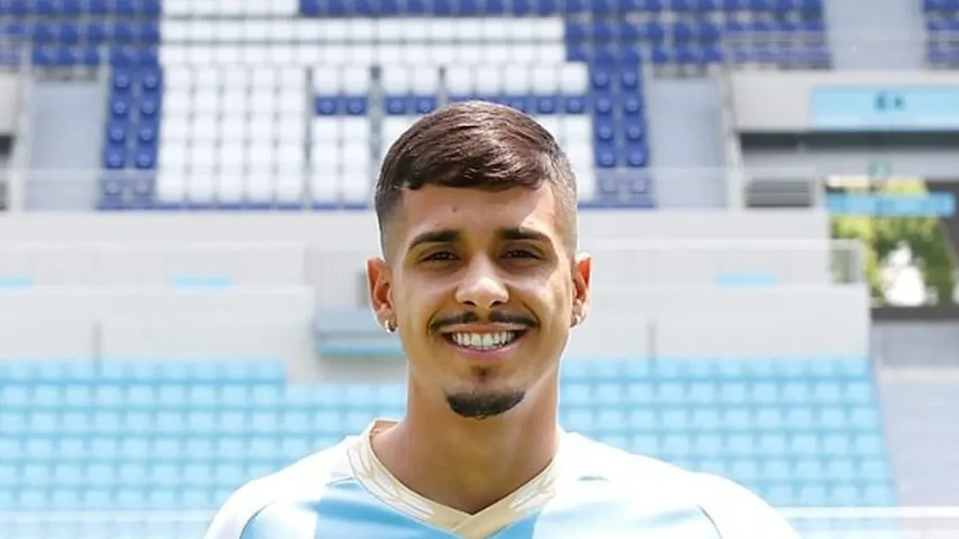 Chân dung tiền đạo Matheus Lucas trên sân bóng