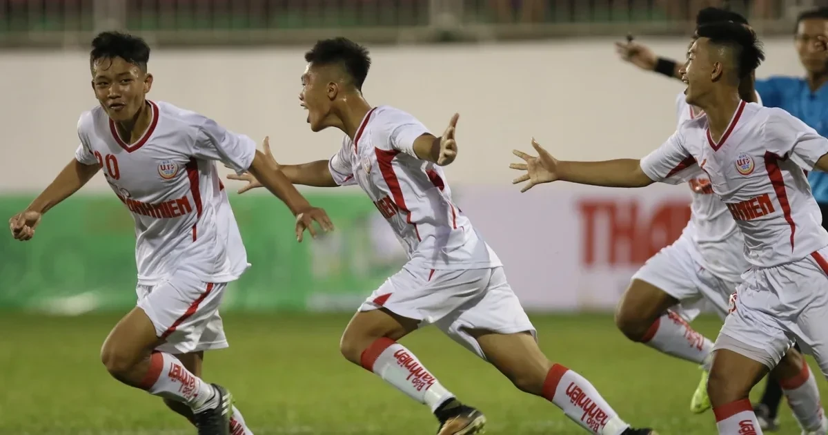 Các cầu thủ U19 HAGL thi đấu tại vòng chung kết U19 Quốc gia 2019